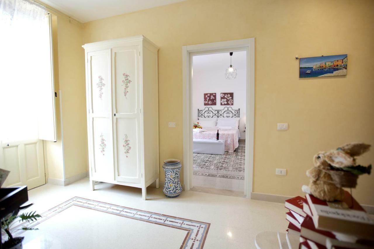 "Suliscenti" Dimora Siciliana B&B Avola Exterior foto